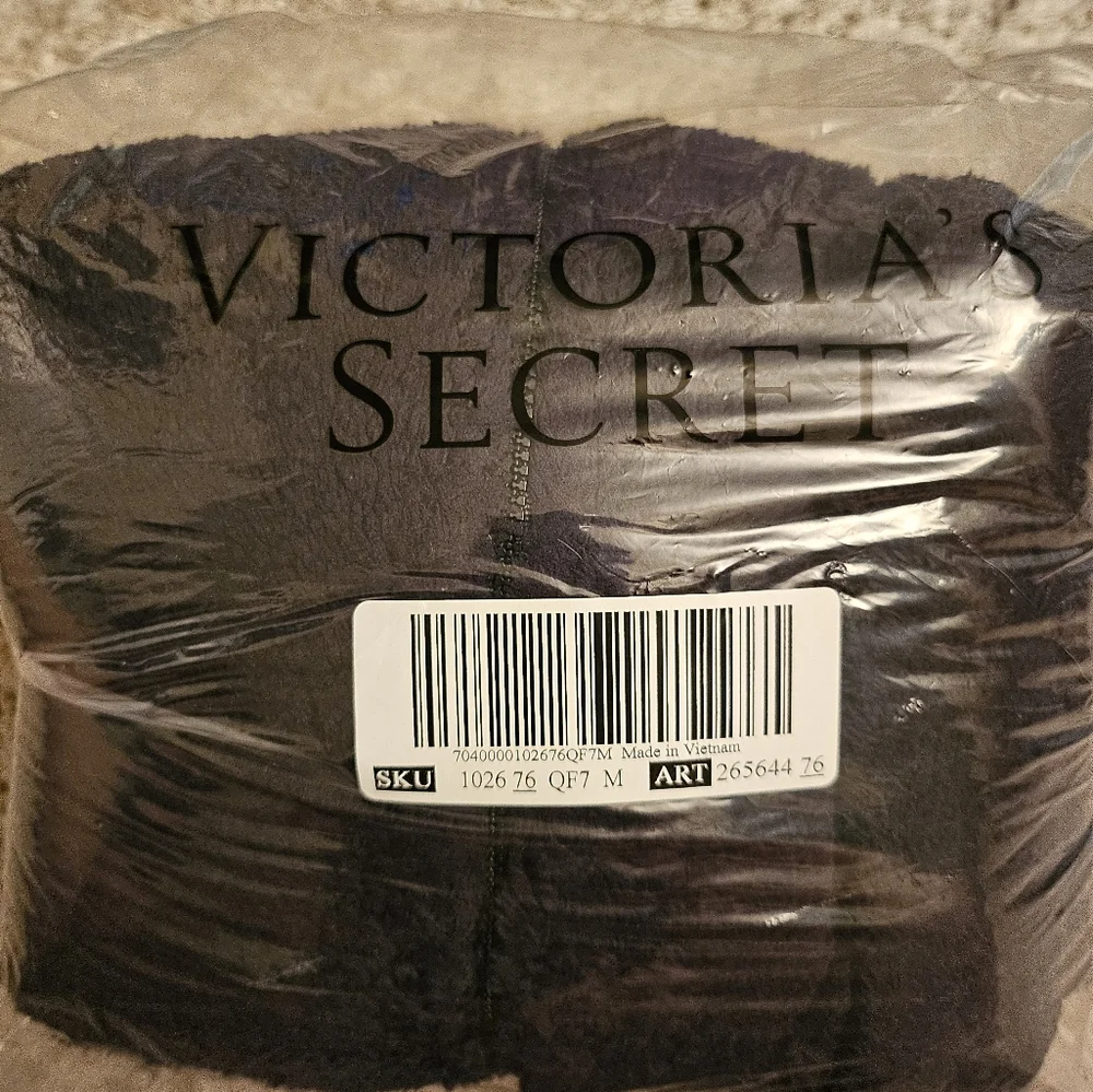 Pink - Picture 6 of 6